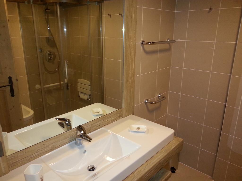Jaegerhaus Agriturismo Cortina dʼAmpezzo Eksteriør billede