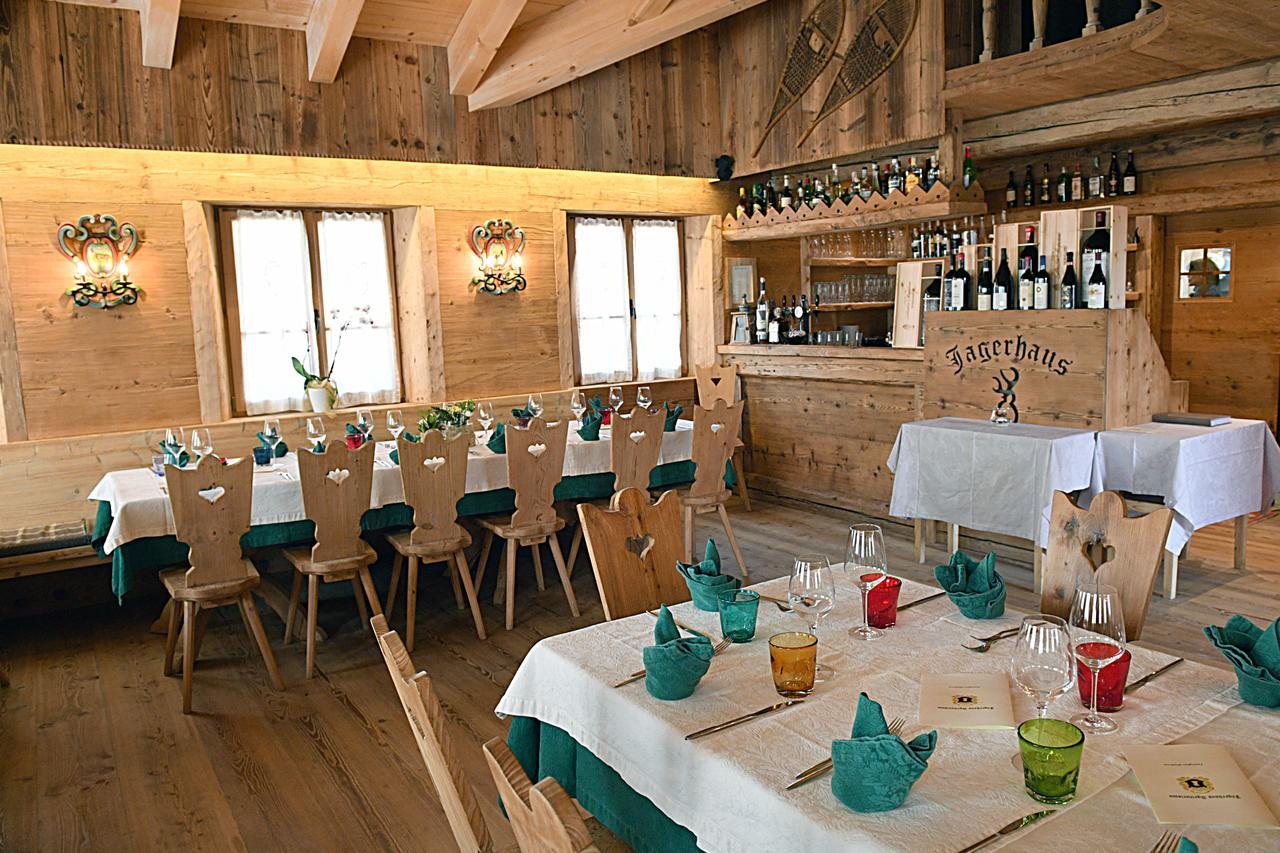 Jaegerhaus Agriturismo Cortina dʼAmpezzo Eksteriør billede